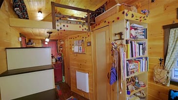 Art Teacher’s Tiny House with Amazing Storage
