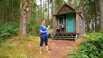 Tiny House parked on an Island! She built it for $40k